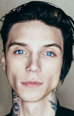 DESTINADOS. (Andy Biersack y tu)