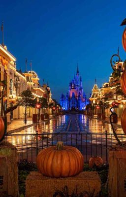 Disney Halloween  Rp