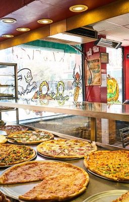 East Village Pizza restaurant new york city best reviews by tokyomarketing