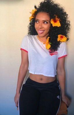 FlowerGirl 🌻 Phoenix 