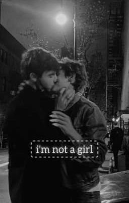 i'm not a girl / Alex Walter 