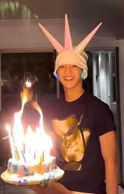 keonhyeon ; vật lý xin đừng đến với tôi