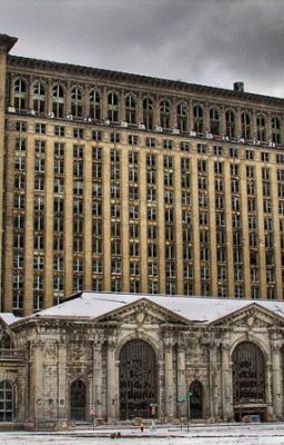 La Leyenda Del Edificio Abandonado