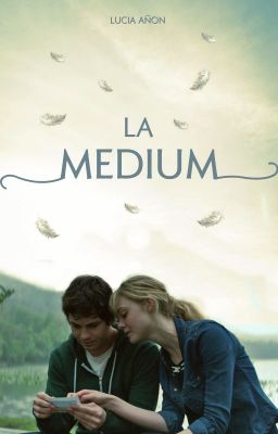 LA MÉDIUM