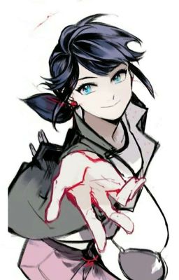 Mano De Hamsa (Ladybug/ Marinette y Tú)[Lector Masculino] ONE SHOT