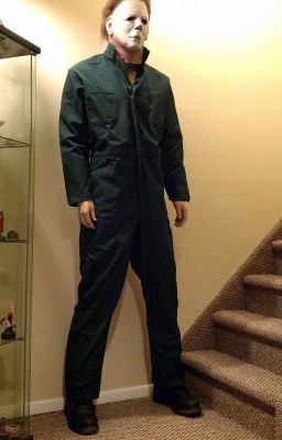 My Life Size Michael Myers Statue That Came To Life