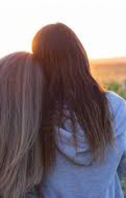 Never Hide Love ✔ (Lesbian Love Stories)