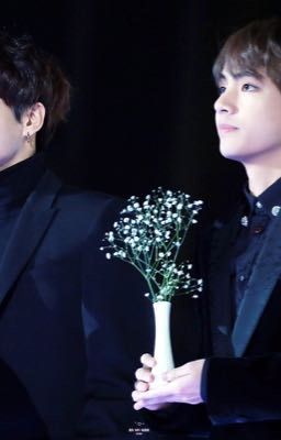 Nhặt Được Một Bé Thỏ Con [VKOOK] 