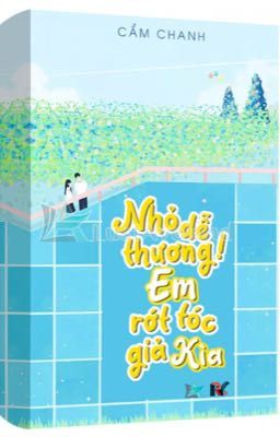 Nhỏ dễ thương, em rớt tóc giả kìa.