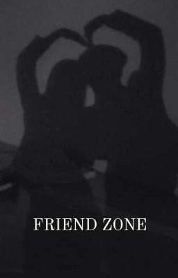 Novel Friend Zone bercerita tentang Abel dan David yang bersahabat sejak kecil. 