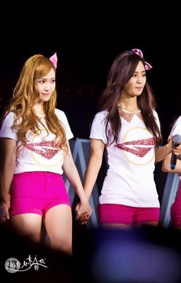 [ONESHOT] Cậu Cứ Tiếp Tục Bơ Tớ Đi, Kwon Yuri! - Subin [Yulsic]