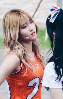 ( Oneshot) Mưa- MoNayeon