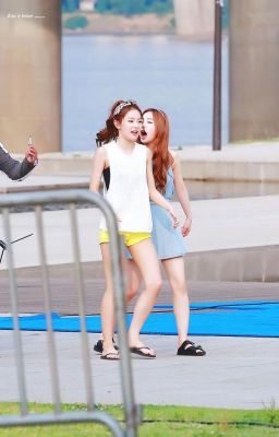 [Oneshot] [SeulRene] Seulgi là một con sói ngốc nghếch