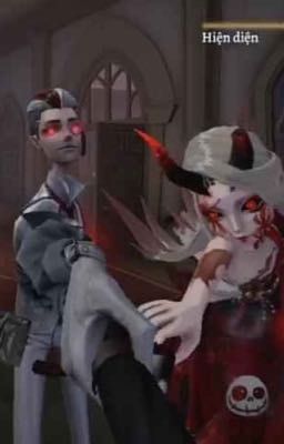 Plot Au Identity V