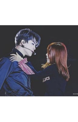 「 SEULMIN 」 VIÊN SĨ QUAN NGHIÊM KHẮC VÀ CÔ GÁI BÁN HOA .