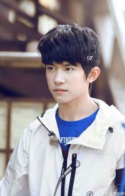 TFBOYS và cô nàng đặc biệt