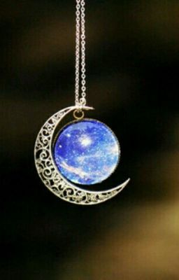 The Cersent Moon Necklace