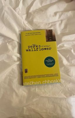 The Perks of being a Wallflower (Đặc Quyền Của Kẻ Ngoài Cuộc)