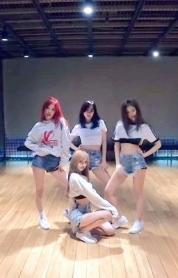 Things in Blackpink dance practices that you might not have noticed