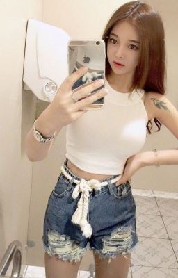 Vợ yêu của tổng tài lạnh lùng là hot girl Facebook